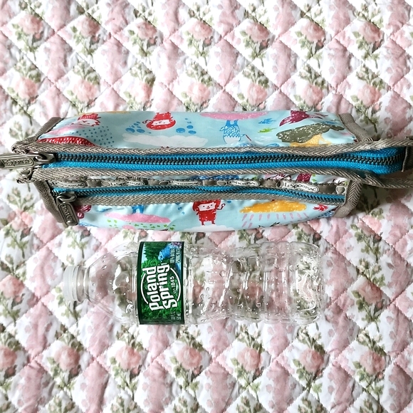 Rare Lesportsac Artist zipper pouch rainbow sky blue pink inner bird art cosm… - Picture 12 of 13